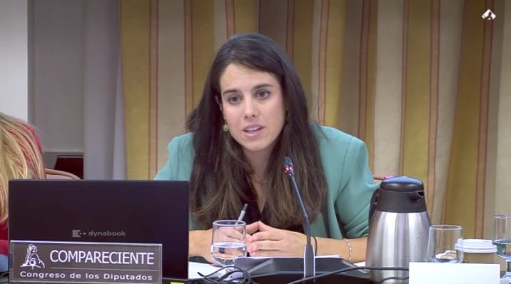La professora Marina Fernández intervé en el Congrés dels Diputats per a defensar una major protecció digital de la infància i l'adolescència